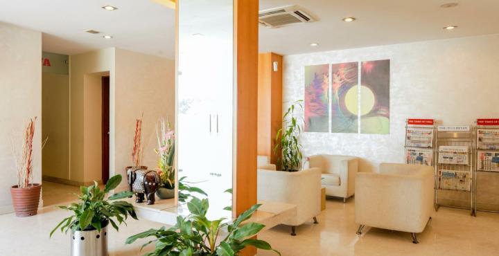La Sara Hometel Bangalore Exterior foto